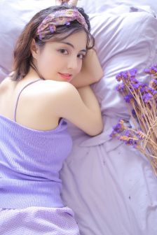 美女被绑架封嘴捆脚